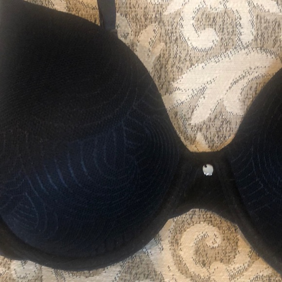 Simply Perfect by Warner’s black bra, 38B - Picture 2 of 4